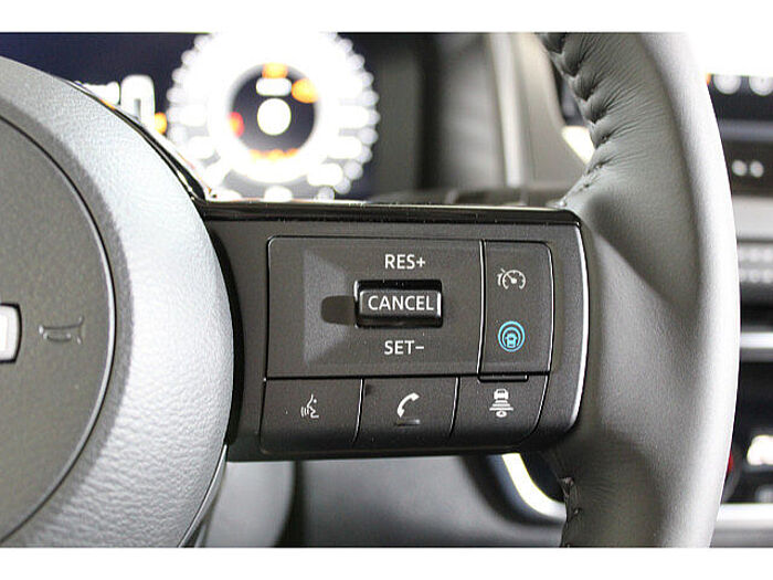 Nissan Qashqai  1.5 VC-T e-Power N-Connecta, PGD, Komfort-Paket N-CONNECTA