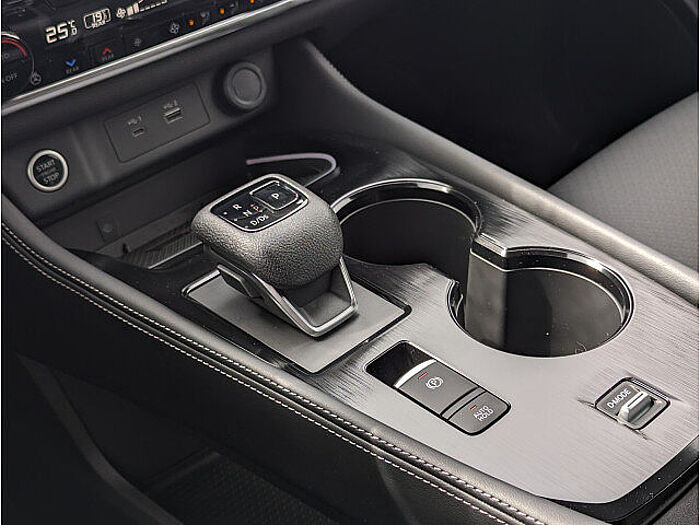 Nissan X-Trail 1.5 VC-T MHEV Tekna 4x2 1.5 VC-T MHEV Tekna 4x2