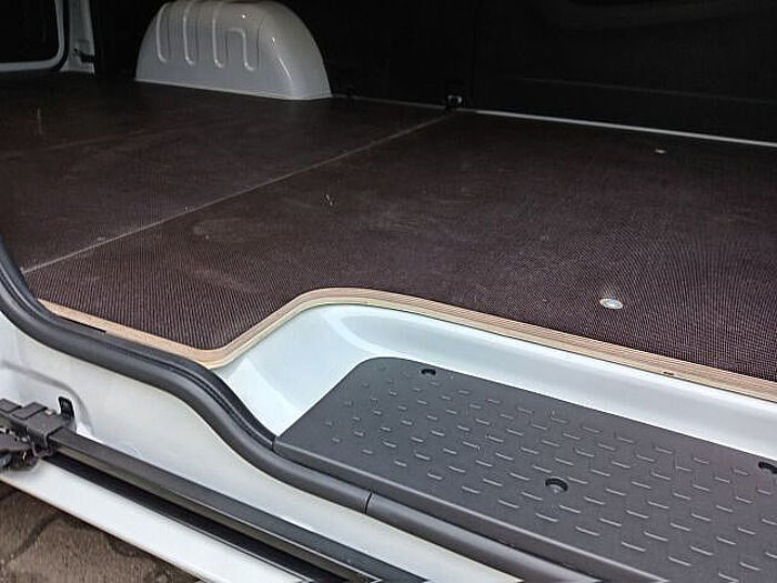 Nissan Primastar Kastenwagen L2H1 3,0t Acenta AHK  LRB