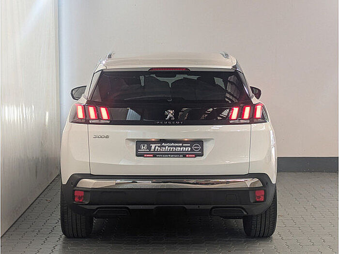 Peugeot 3008 Allure 1.2 PureTech 130 // LED / NAVI //
