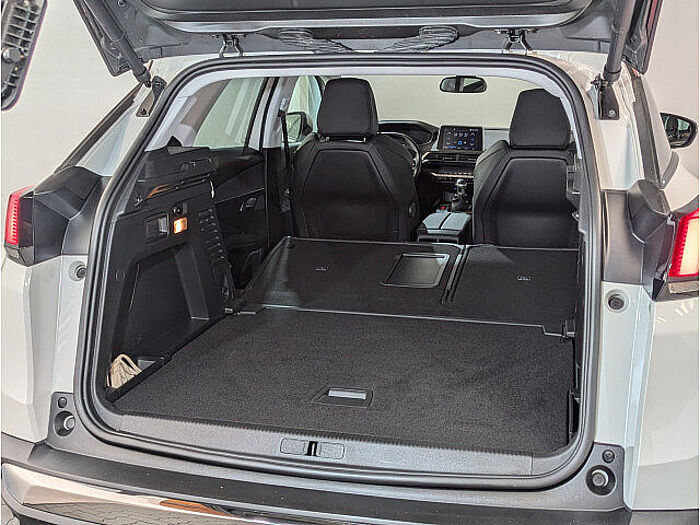 Peugeot 3008 Allure 1.2 PureTech 130 // LED / NAVI //