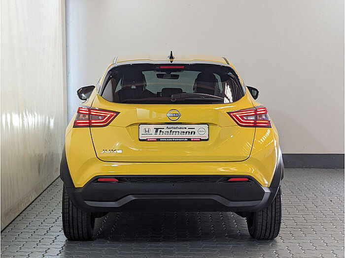 Nissan Juke 1.0 DIG-T 7DCT Tekna , Bose-Soundsystem