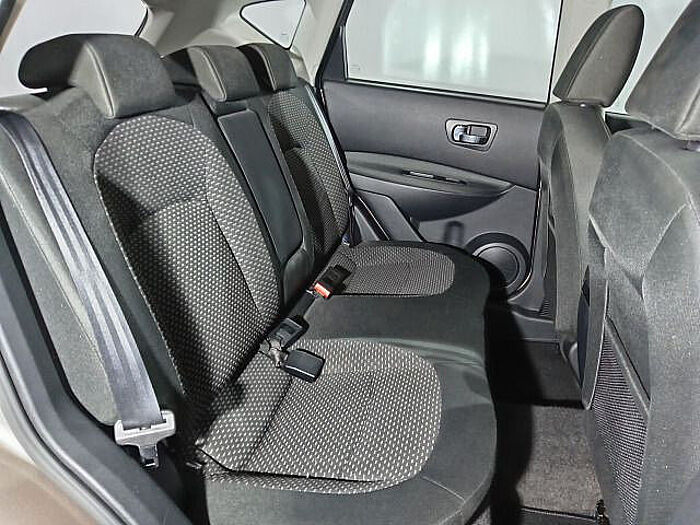 Nissan Qashqai 2.0 Acenta 4x2 Alpine Navi, Allwetterreifen