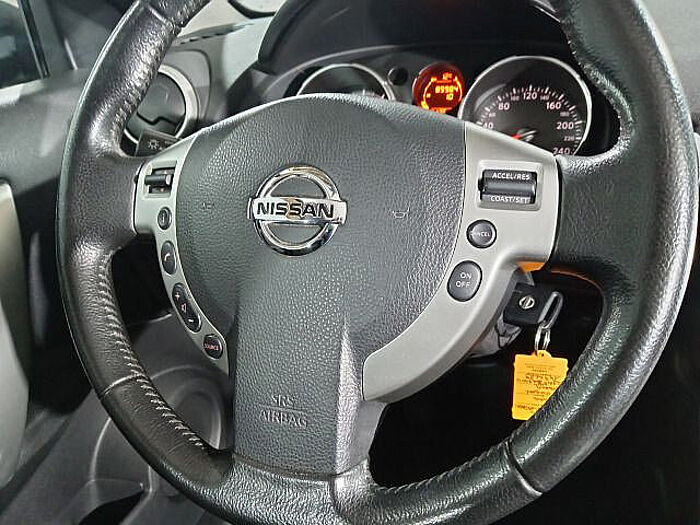 Nissan Qashqai 2.0 Acenta 4x2 Alpine Navi, Allwetterreifen