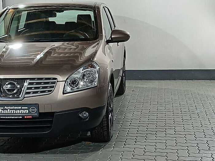 Nissan Qashqai 2.0 Acenta 4x2 Alpine Navi, Allwetterreifen