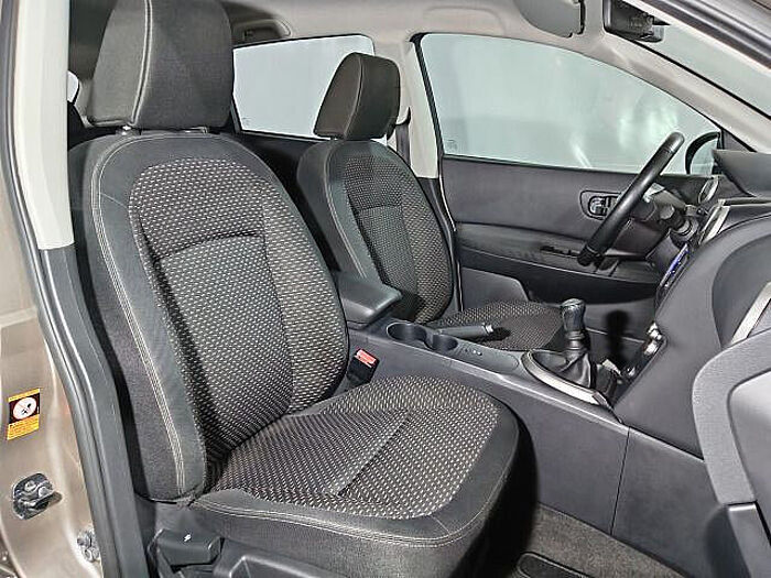 Nissan Qashqai 2.0 Acenta 4x2 Alpine Navi, Allwetterreifen